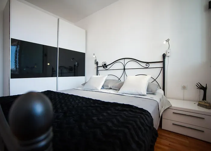 - Znjan - Luxury New On The With Selfcheckin Apartman Split