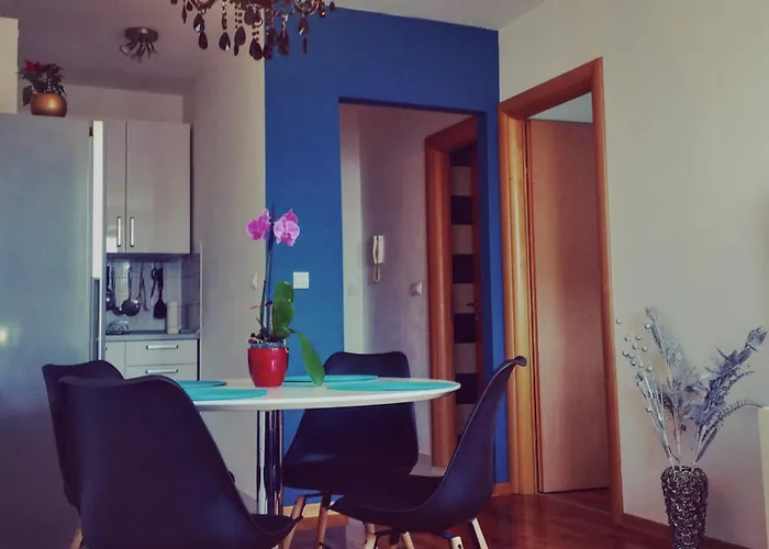 Apartman - Znjan - Luxury New On The With Selfcheckin